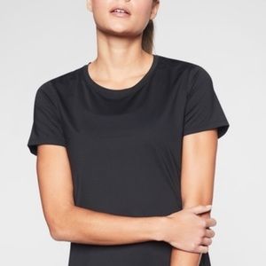 Titan - Black Athletic Cropped Short Sleeve Shirt